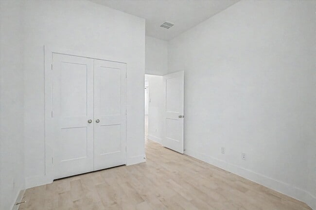 Building Photo - 21138 Garden Palm Dr