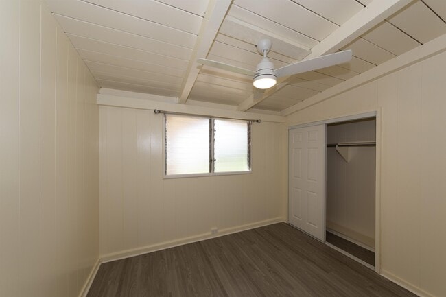 Building Photo - 723 Hoomalimali St
