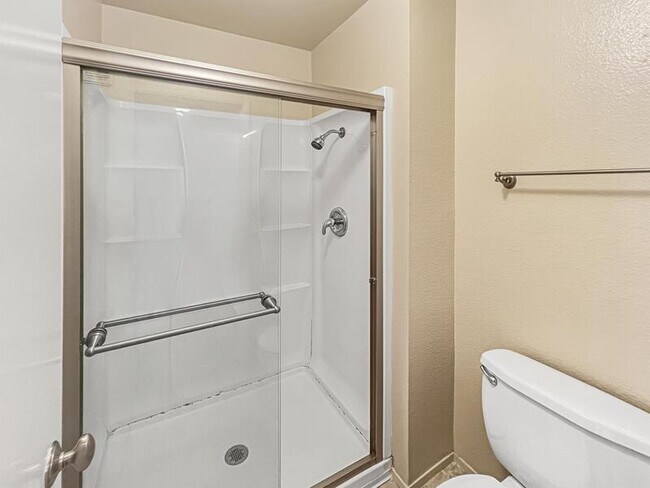 Building Photo - 3312 Caminito Eastbluff