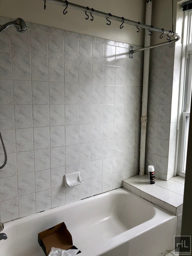 Building Photo - HERKIMER STREET