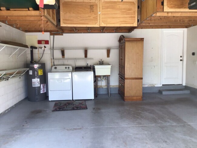 Building Photo - WELL MAINTAINED 4 BDRM 3.5 BATH HOME LOCATED IN EAST PARK/LAKE NONA