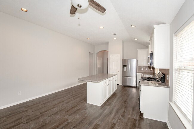 Building Photo - 863 Sierra Brook Ln