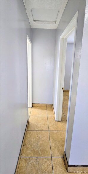 Building Photo - 1342 E 77th Pl