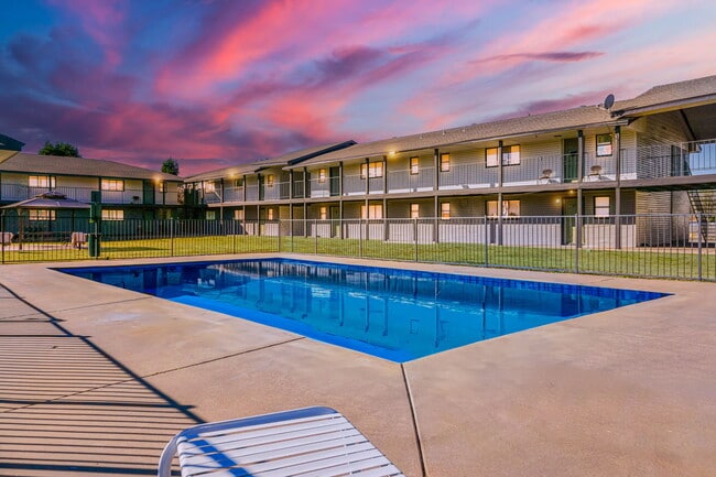 Building Photo - The Pointe at 23rd Apartments