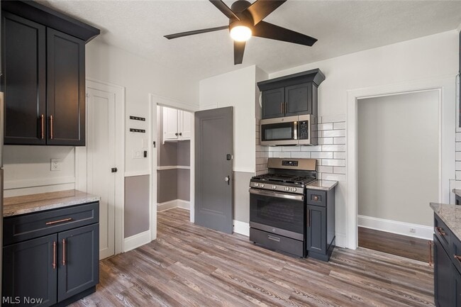 Building Photo - 14521 Garfield Ave