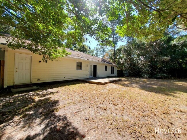 Building Photo - 307 Birds Nest Ct