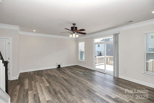 Building Photo - 10436 Glenmere Crk Cir