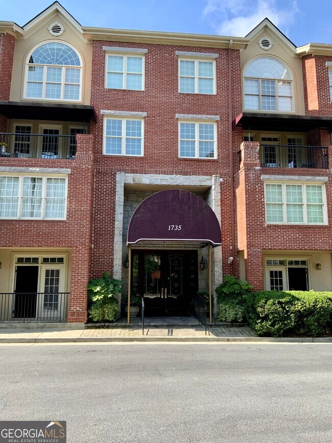 Primary Photo - 1735 Peachtree St NE