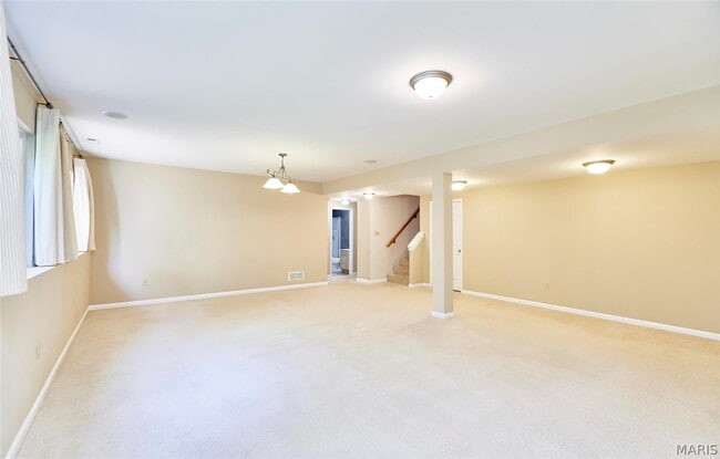Building Photo - 215 Cordovan Commons Pkwy