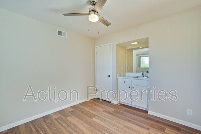 Building Photo - 1664 Merriton Ct