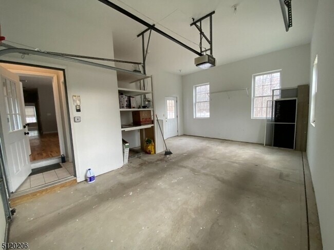 Building Photo - 32 Woodland Dr