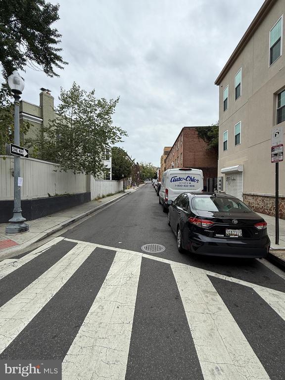 Building Photo - 1500 Ogden St NW
