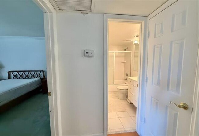 Building Photo - 2910 SW 87th Terrace