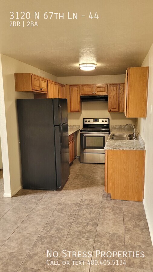 Building Photo - 2 Bed 2 Bath Condo off 67th Ave and Osborn!