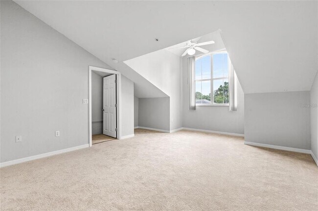 Building Photo - 5009 Sunridge Palms Dr