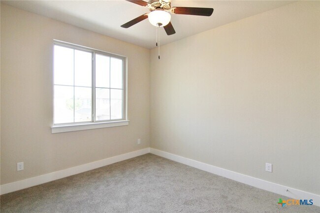 Building Photo - 712 Gristmill Dr
