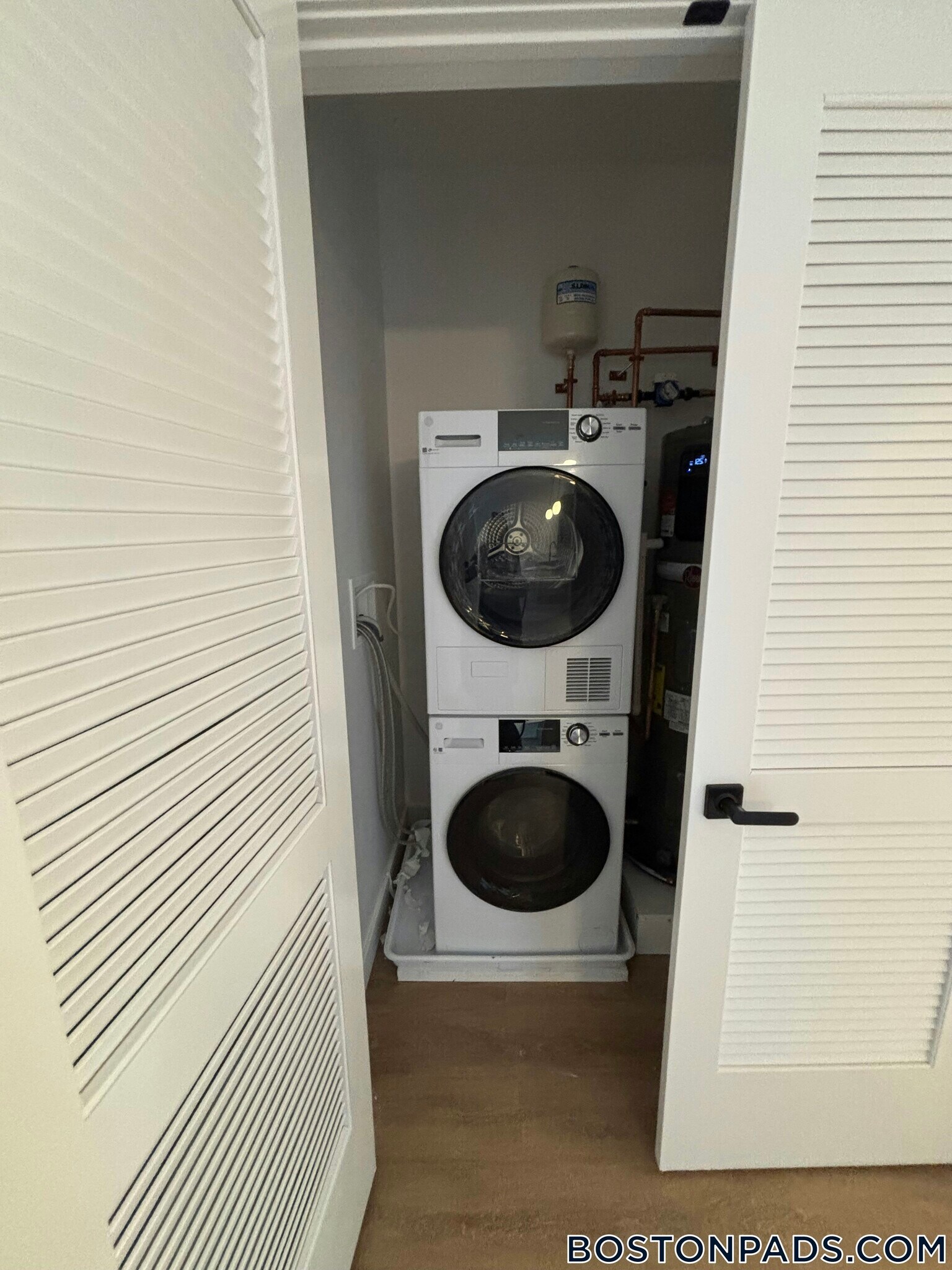 Building Photo - 199 Gardner St