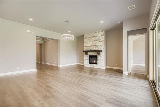 Building Photo - 2022 Coventry Dr