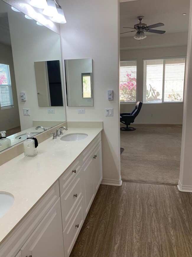 Building Photo - 85468 Treviso Dr