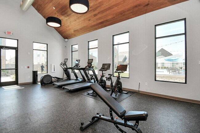 Building Photo - 23823 Cumberland Ridge Dr