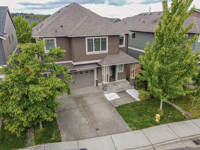 Building Photo - 1124 27th St NW