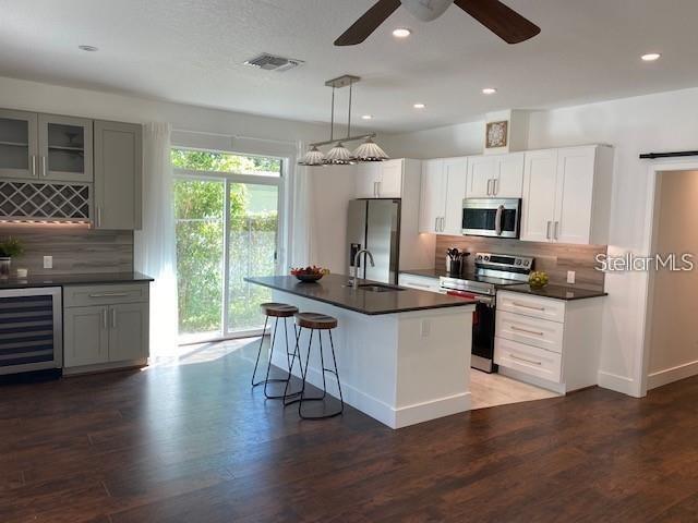 Building Photo - 2428 Lotafun Ave