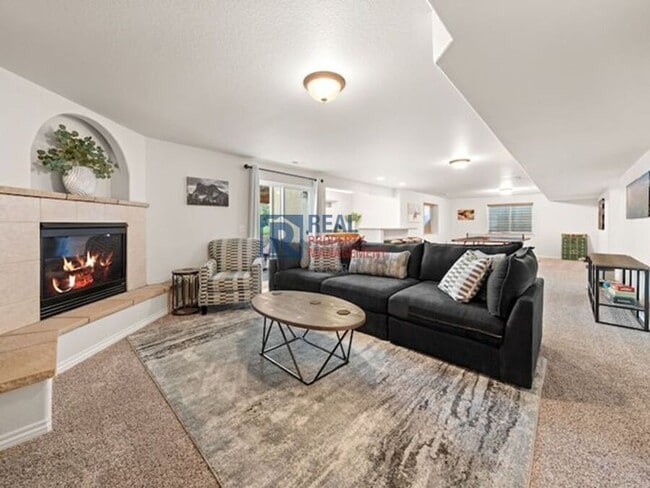 Building Photo - 20231 Melanie Ann Ct