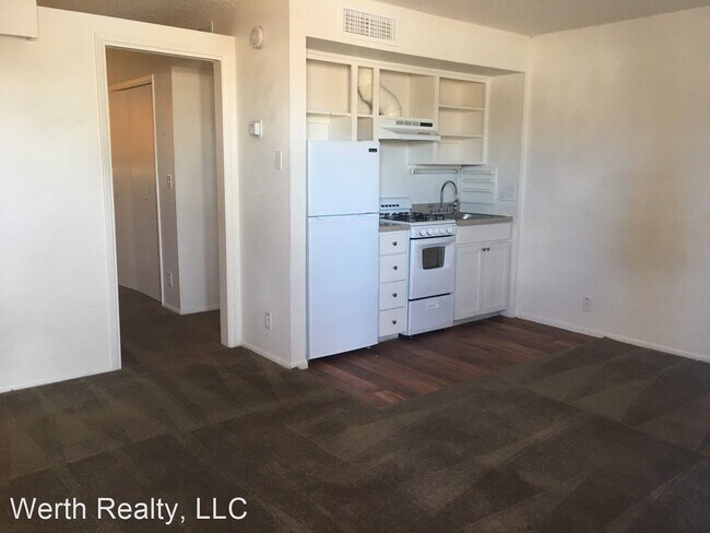 Building Photo - 5770 E 10th St