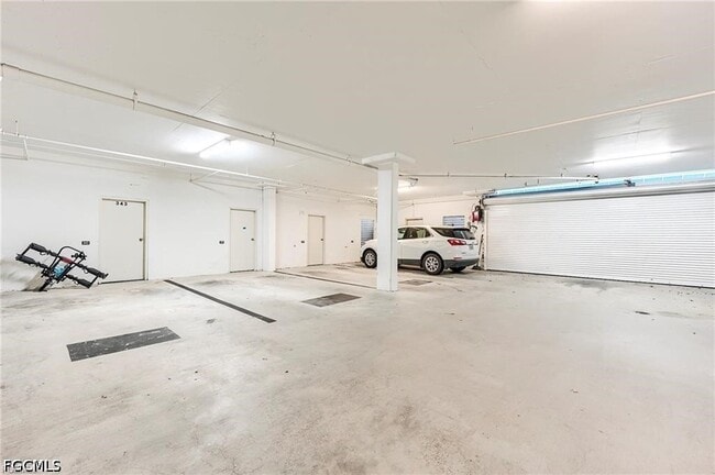 Building Photo - 4183 Bay Beach Ln