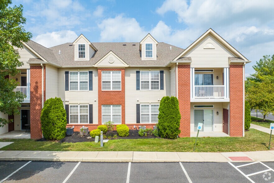 Fox Ridge at Lakeside - Fox Ridge