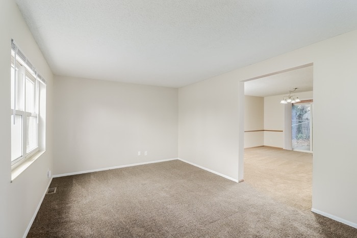 Building Photo - 3504 Greenwood Dr