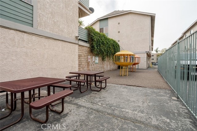 Building Photo - 13100 Bromont Ave