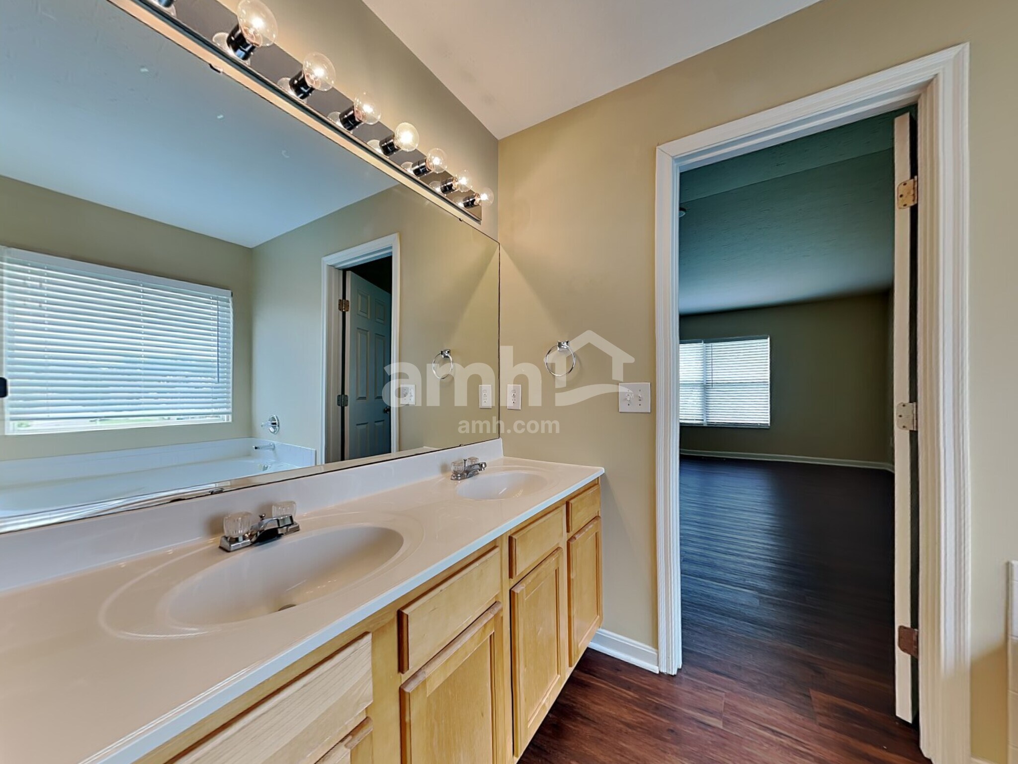 Building Photo - 5905 Havenwood Ct