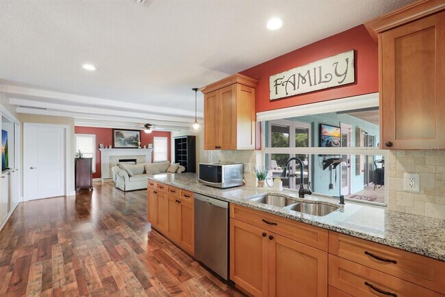 Building Photo - 412 64th St Ct NW