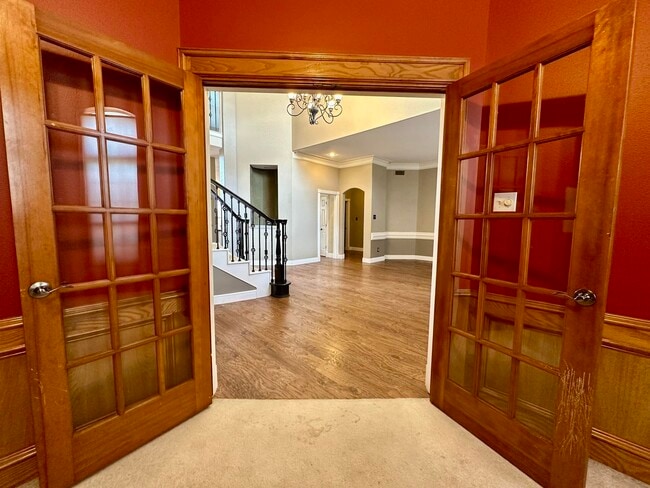 Building Photo - 289 Waterford Way