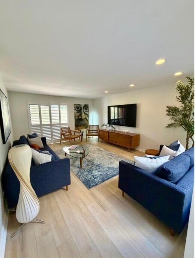 Building Photo - 72499 Desert Flower Dr