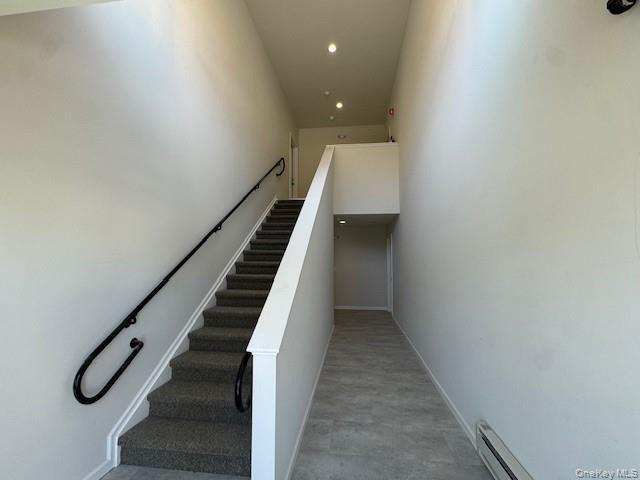 Building Photo - 4 S Hls Wy