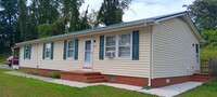 Building Photo - Christiansburg, 3 Bed / 1 Bath, Available ...