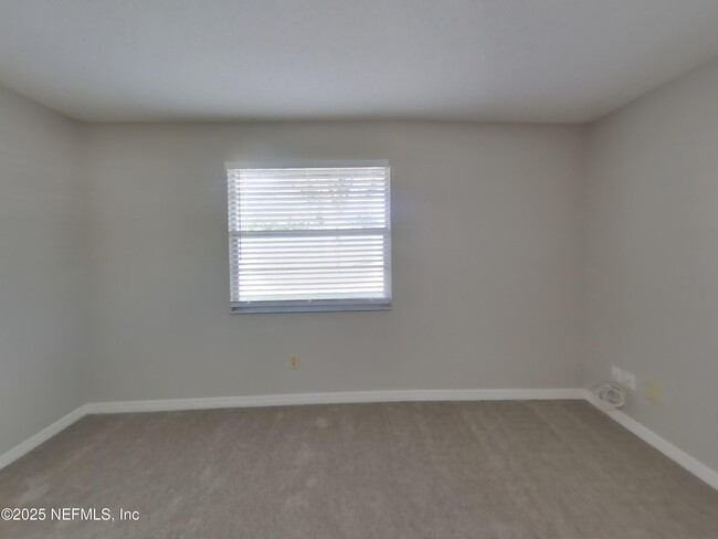 Building Photo - 2036 Pompano Pkwy