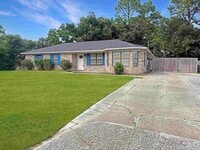 Building Photo - 7524 Sandy Creek Dr