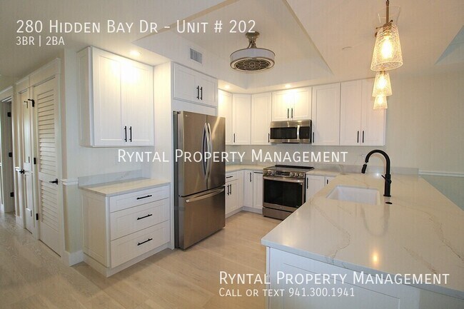 Building Photo - 280 Hidden Bay Dr