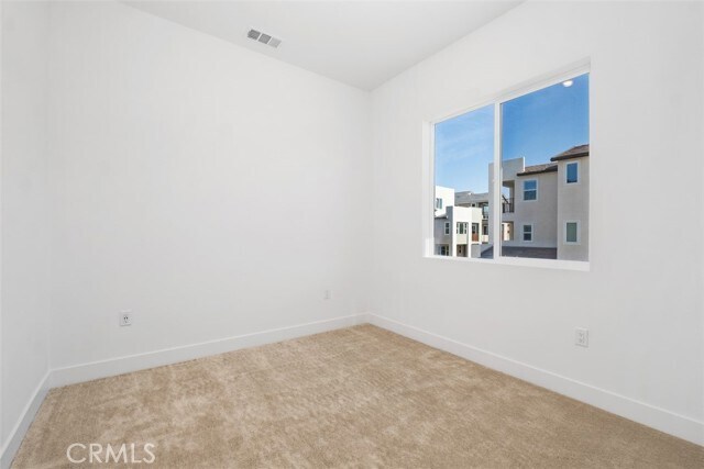 Building Photo - 125 Seep
