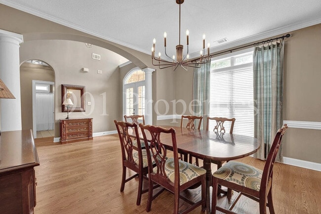 Building Photo - 5967 Carters Bluff Dr