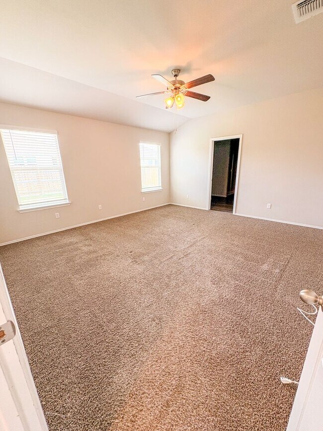 Building Photo - 8612 Cantera Rdg Rd