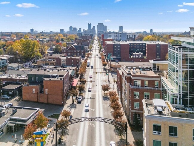 Building Photo - 1145 N High St