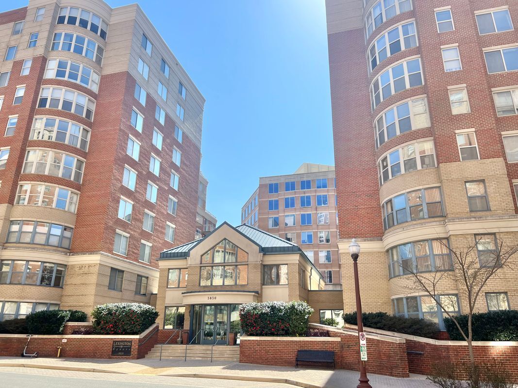 Building Photo - 3830 9th St N