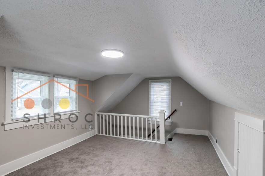 Building Photo - 1139 S 55th St