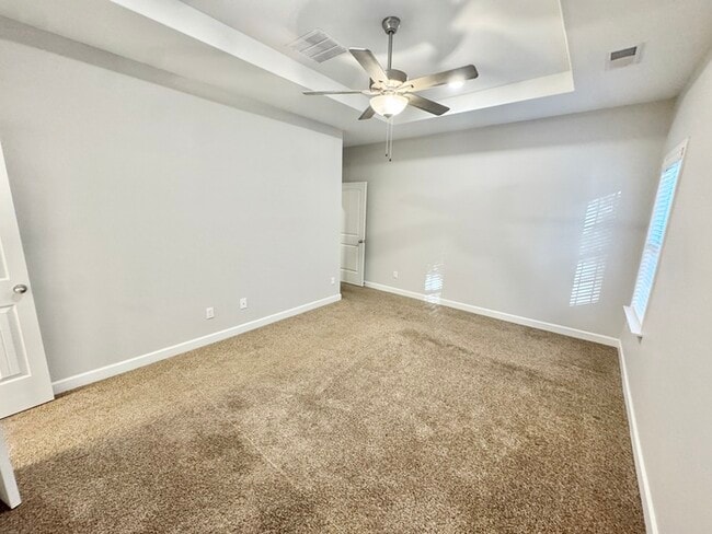 Building Photo - 11 Katie Ln