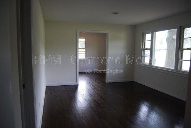 Building Photo - 4515 Olney Dr