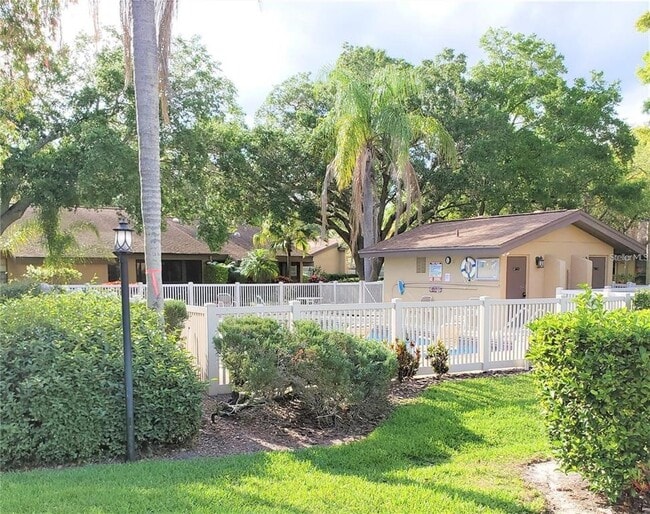 Building Photo - 4538 Morningside